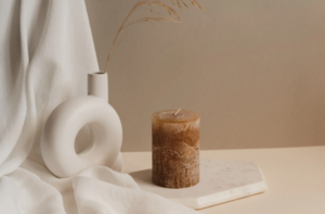 Devenir hôte en Provence 3 DECO BOUGIE VASE